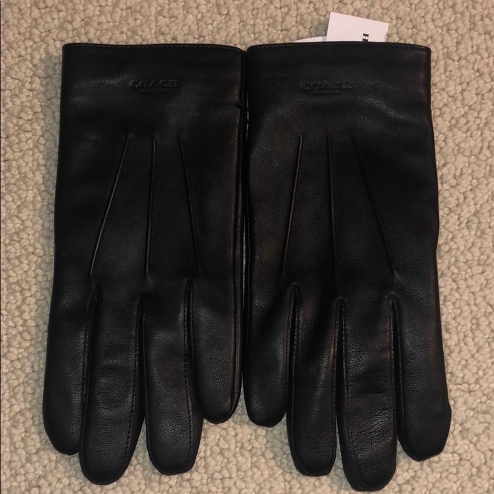 Coach Men’s Black Leather Tech Gloves